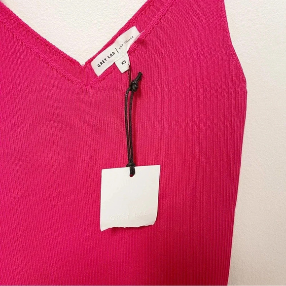 NWT Grey Lab Everyday Elevated Strappy Camisole Tank Top - Ribbed Knit Shirt - Picture 3 of 5